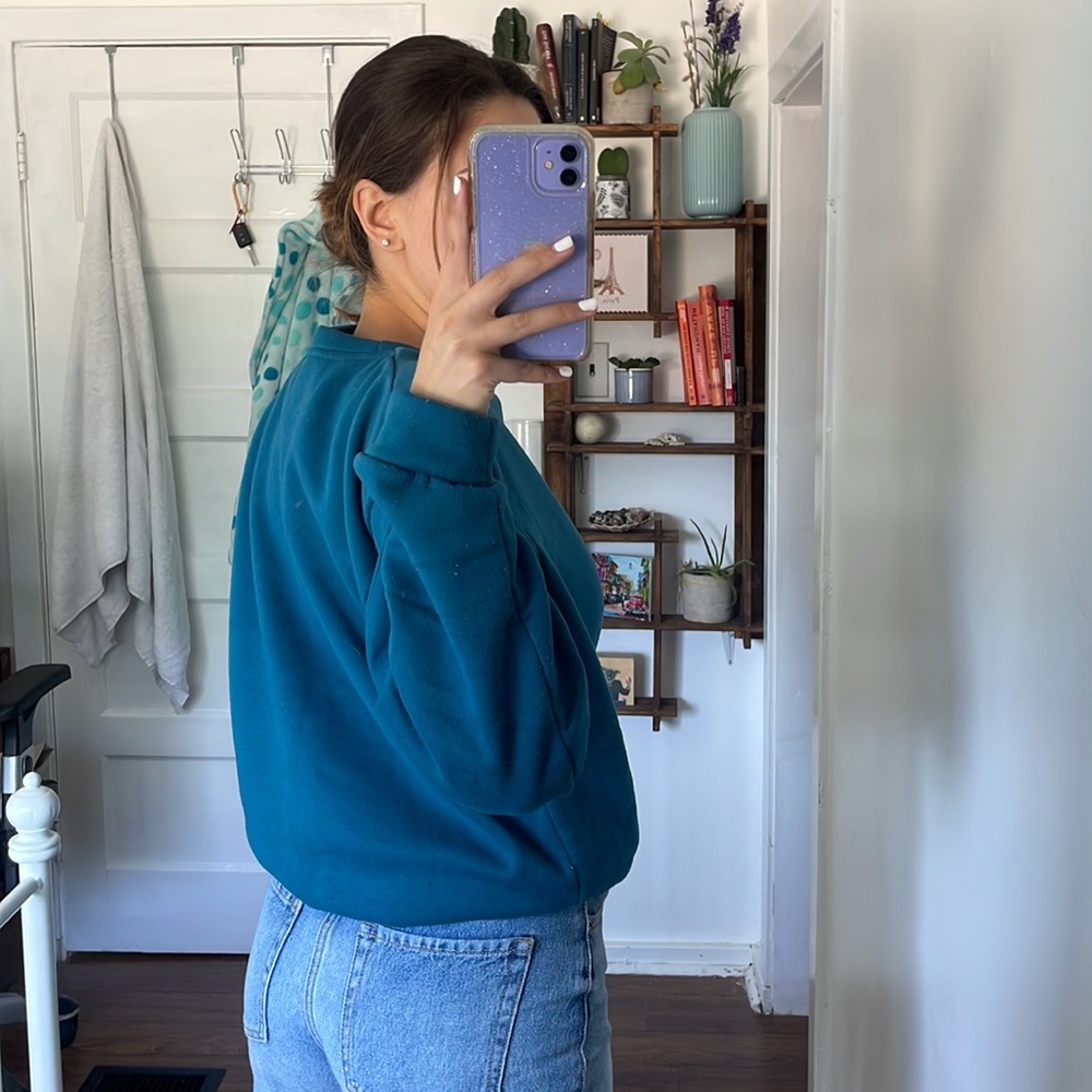 Turquoise sweatshirt